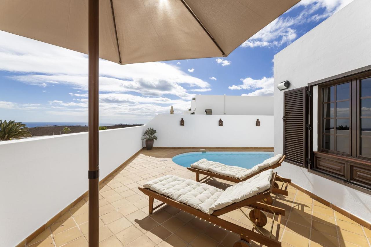 Villa 4 - Vipvipvillas Tías Екстериор снимка