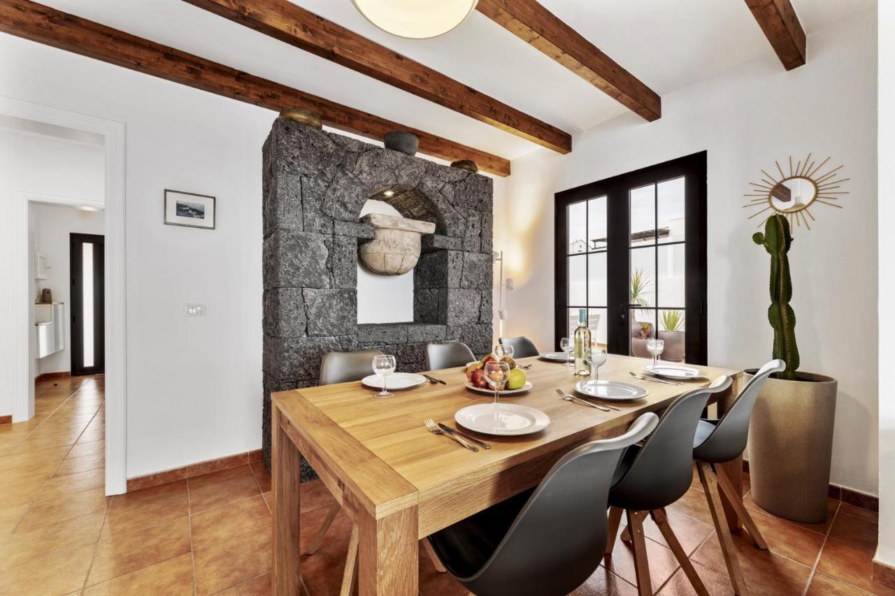 Villa 4 - Vipvipvillas Tías Екстериор снимка